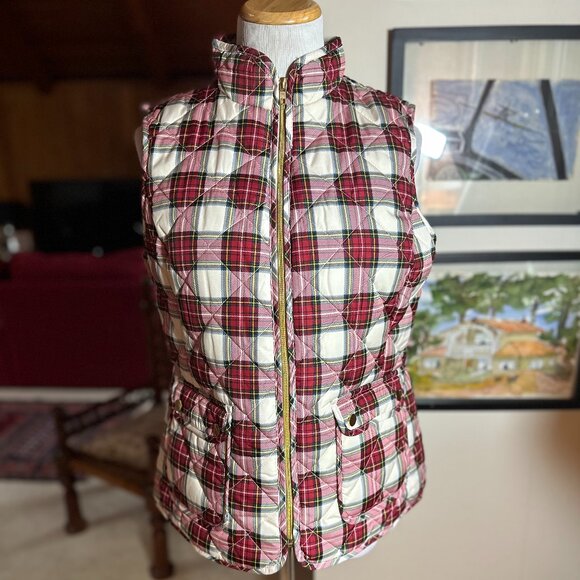ST. JOHN'S BAY Quilted Ivory Red, Blue, Green Plaid Tartan Vest – S - Picture 3 of 7